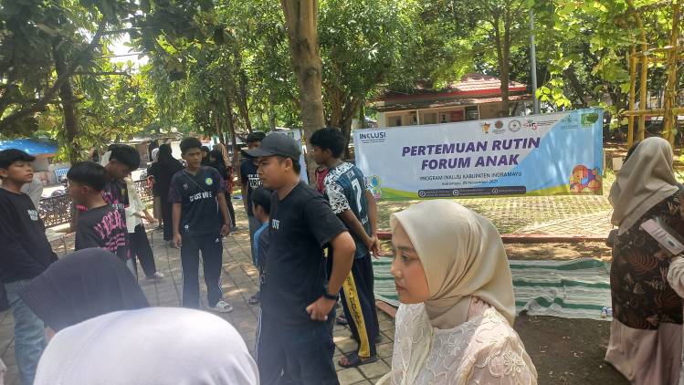 Ajak Anak Didik Sekolah Rakyat, Forum Anak Indramayu Gelar Pertemuan Rutin CuplikCom-Ajak-Anak-Didik-Sekolah-Rakyat,-Forum-Anak-Indramayu-Gelar-Pertemuan-Rutin-09112025112859-20251109_103543.jpg