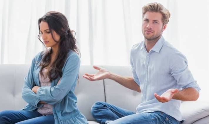 CuplikCom-Alasan-Orang-Selalu-Jawab-Gapapa-31032021123951-angry-woman-5fb95c7d8ede4839891f88d5.jpg