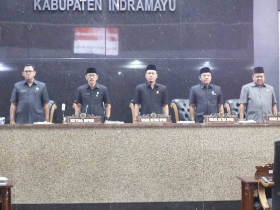 CuplikCom-BKD-Indramayu-Terima-Dokumen-Pandangan-Umum-dari-Anggota-DPRD-12092022213638-IMG-20220912-WA0011.jpg