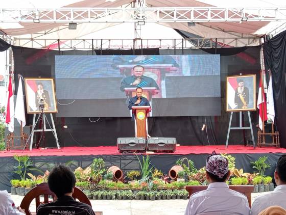 CuplikCom-BP2MI-Wanti-wanti-Calon-Pekerja-Migran-di-Indramayu-Tempuh-Proses-Secara-Legal-18042024175125-IMG-20240328-WA0039.jpg