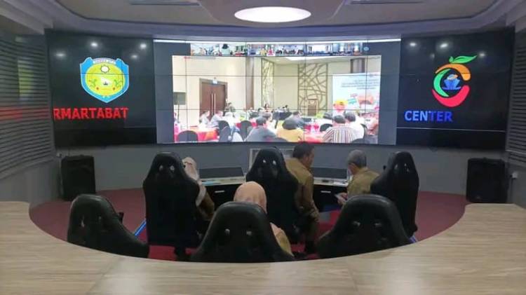 Bakesbangpol Indramayu Ikuti Diseminasi dan Deklarasi SEB Tentang Penyelenggaraan Pemilu Ramah Anak CuplikCom-Bakesbangpol-Indramayu-Ikuti-Diseminasi-dan-Deklarasi-SEB-Tentang-Penyelenggaraan-Pemilu-Ramah-Anak-28112023235841-IMG-20231121-WA0004.jpg
