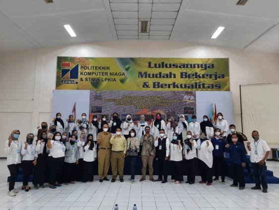 CuplikCom-Balatkop-Kota-Bandung-Ajak-Pelaku-Usaha-Manfaatkan-Digital-Marketing-Melalui-Marketplace-15062021232719-IMG-20210615-WA0010.jpg