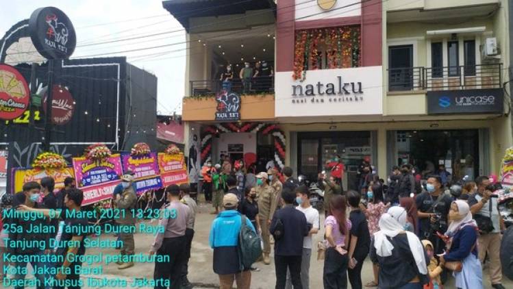Bikin Kerumunan, Satpol PP Tutup Restoran Milik Rizky Billar CuplikCom-Bikin-Kerumunan,-Satpol-PP-Tutup-Restoran-Milik-Rizky-Billar-07032021195934-satpol-pp-bubarkan-kerumunan-dari-grand-opening-restoran-yang-dihadiri-artis-rizky-billar-istimewa.jpeg