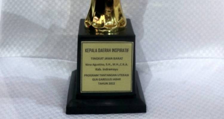 CuplikCom-Bupati-Indramayu-Nina-Agustina-Diberi-Anugerah-Kepala-Daerah-Inspiratif-se-Jawa-Barat-07082022073828-IMG-20220807-WA0014.jpg