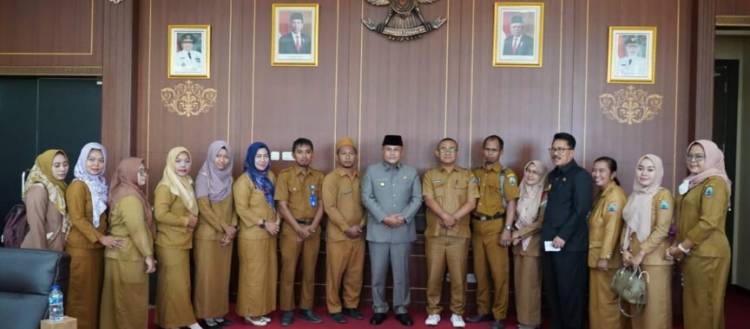 CuplikCom-Bupati-Nanang-Terima-Audiensi-Guru-Honorer-Lulus-Passing-Grade-P3K-Lampung-Selatan-15052023164626-IMG-20230515-WA0004-864x380.jpg