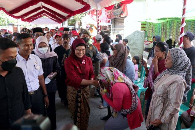 CuplikCom-Bupati-Nina-Hadiri-Unjungan-Buyut-Suta-Jaya-Desa-Pekandangan-13082022225505-IMG-20220813-WA0017.jpg