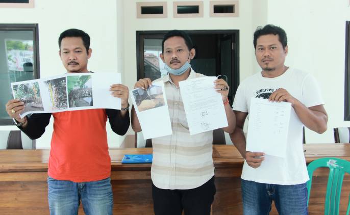 CuplikCom-Cemari-Udara,-Warga-Desa-Tugu-Kidul-Keluhkan-Keberadaan-Ternak-Itik-03112020135039-IMG_20201103_134501.jpg