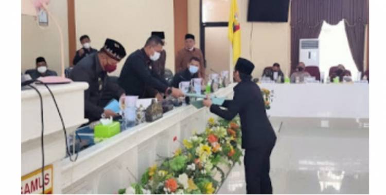 CuplikCom-DPRD-Tanggamus-Setujui-Dua-Reperda-Salah-satunya-Reperda-Adaptasi-Kebiasaan-Baru-12032021092645-IMG_20210312_091034.JPG