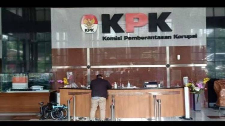 CuplikCom-Dalami-Pengajuan-Proposal-Dan-Aliran-Uang,-KPK-Periksa-Eks-Bupati-Indramayu-24032021110156-20210324_105443.jpg