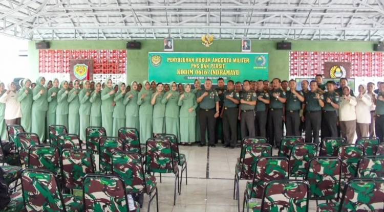 Dandim 0616/Indramayu Buka Penyuluhan Hukum, Pesan Prajurit Manfaatkan untuk Tambah Wawasan CuplikCom-Dandim-0616Indramayu-Buka-Penyuluhan-Hukum,-Pesan-Prajurit-Manfaatkan-untuk-Tambah-Wawasan-05112025124836-Kodim_Indramayu_Menggelar_Kegiatan_Penyuluhan_Hukum_Semester_II_Tahun_2025.jpg