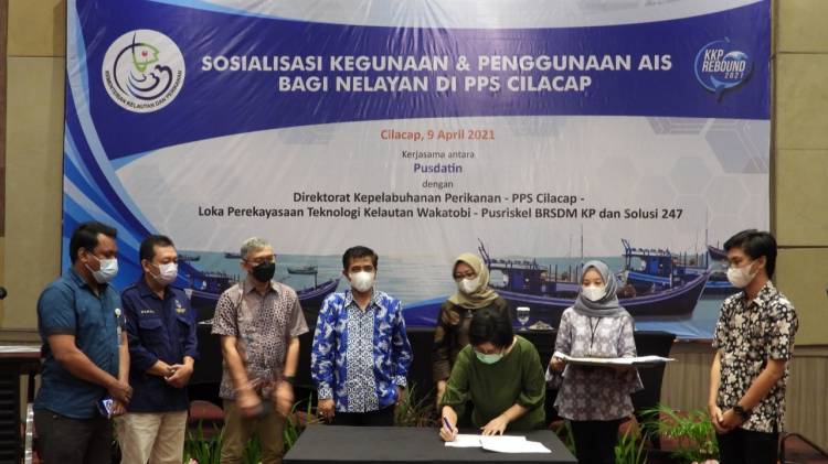CuplikCom-Digitalisasi-Pelabuhan-untuk-Sukseskan-Program-Terobosan-KKP-09042021234037-20210409_233347.jpg