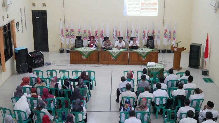 CuplikCom-Dikbud-Indramayu-Komitmen-Berantas-Praktik-Pungutan-Liar-di-Bidang-Pendidikan-13042023205855-IMG-20230413-WA0004.jpg