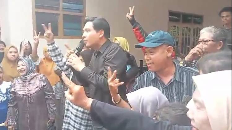 CuplikCom-Diplintir-Benturkan-dengan-Kuwu,-Lucky-Hakim-Ini-Penggiringan-Opini-Sesat-17112024134727-Screenshot_20241117_123435_WhatsApp.jpg