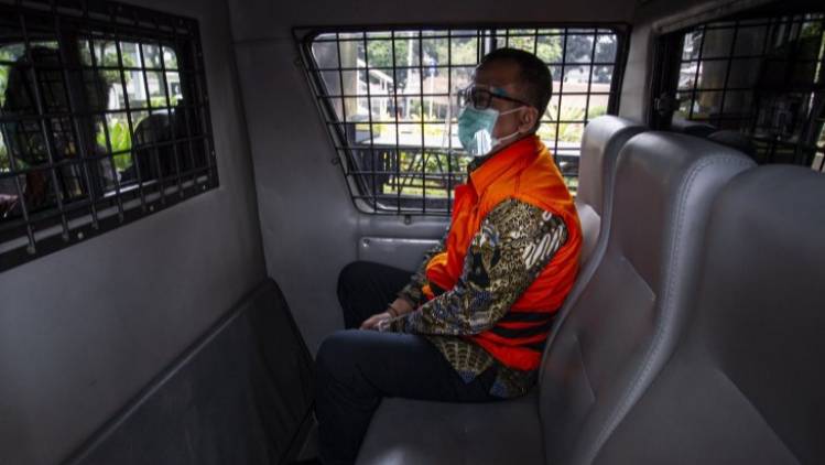 Edhy Prabowo Tercatat Gunakan Uang Suap Benih Lobster Buat Belanja ke Amerika CuplikCom-Edhy-Prabowo-Tercatat-Gunakan-Uang-Suap-Benih-Lobster-Buat-Belanja-ke-Amerika-15042021154750-20210415_154031.jpg