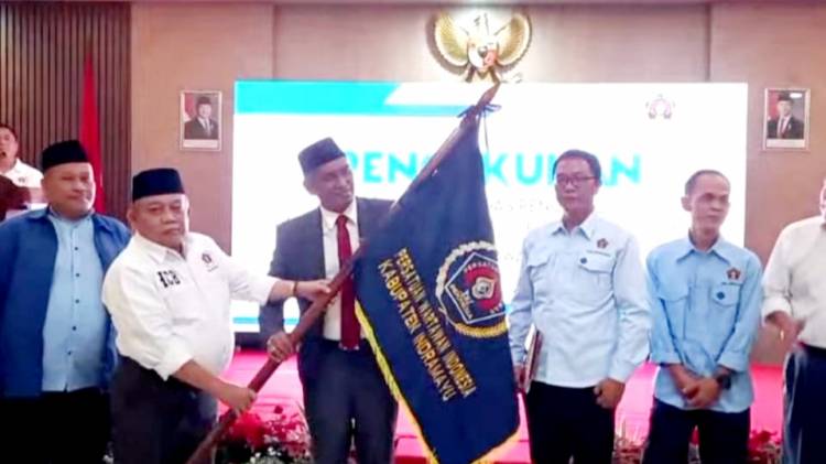 CuplikCom-HCB-Resmi-Bekukan-Kepengurusan-Dedi-Musashi-dan-Kukuhkan-Plt-PWI-Indramayu-Icank-15062025145207-IMG-20250614-WA0088.jpg