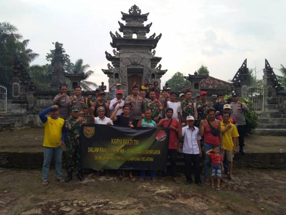 CuplikCom-HUT-Kodam-II-Sriwijaya-Ke-77,-Koramil-421-03Pnh-Lakukan-Giat-Karya-Bakti-Bersih-Rumah-Ibadah-28122022112122-IMG-20221228-WA0012.jpg