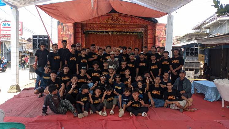 CuplikCom-Harmoni-ke-35-Tahun,-Halal-Bihalal-Blok-Gimbal-Desa-Sudimampir-Jadi-Inspirasi-Generasi-Muda-02042025112826-PXL_20250402_105710357.jpg