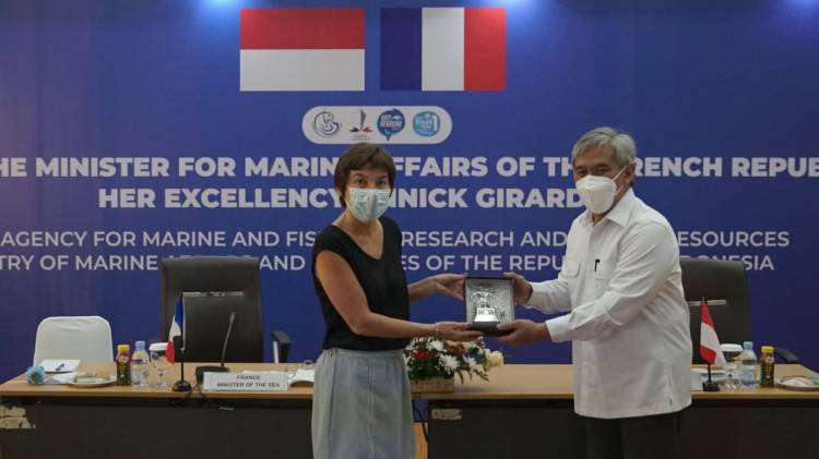 CuplikCom-Indonesia-Terima-Apresiasi-Kerja-Sama-Riset-dari-Menteri-Kelautan-Perancis-12062021112921-IMG-20210612-WA0018.jpg