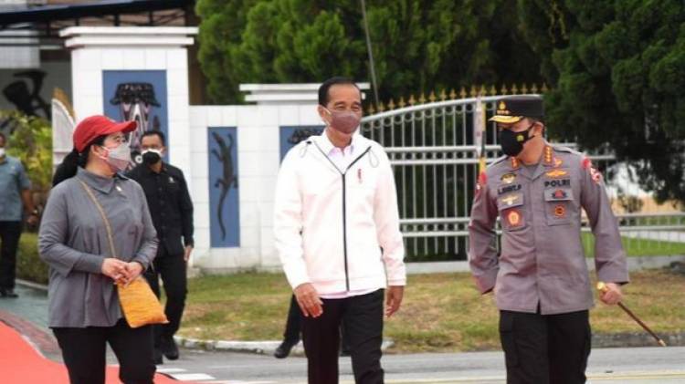 Ini  Agenda Lengkap Presiden Jokowi di Papua Barat CuplikCom-Ini-Agenda-Lengkap-Presiden-Jokowi-di-Papua-Barat-04102021082249-20211004_081922.jpg