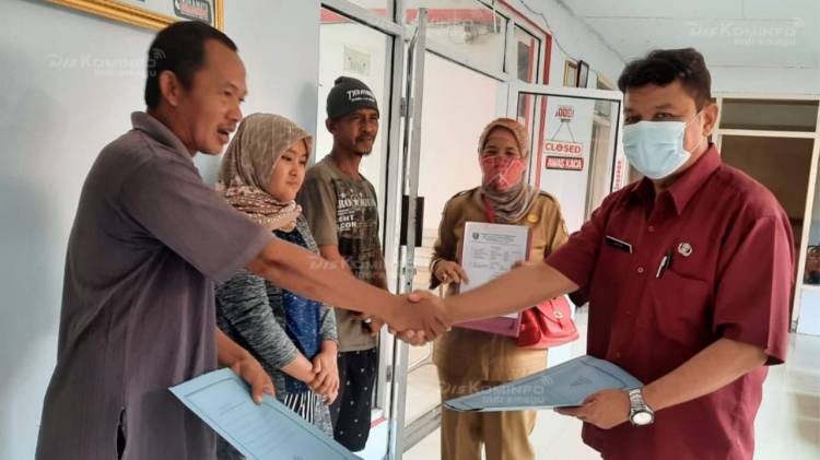 CuplikCom-Inovasi-Nyata-Program-PATAS,-Permudah-Masyarakat-Bikin-Akta-Kelahiran-dan-KTP-02032022193117-IMG-20220302-WA0033.jpg