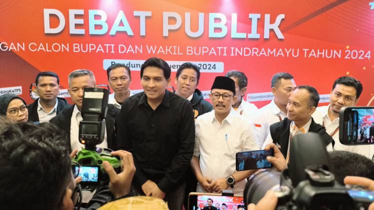 CuplikCom-Jadi-Perhatian,-Lucky-Hakim-Legowo-Minta-Maaf-ke-Paslon-Lain-di-Debat-Publik-05112024203234-IMG-20241105-WA0104.jpg