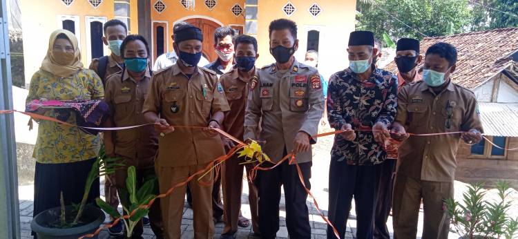 CuplikCom-Jajaran-Polsek-Kalianda-Lamsel-Resmikan-KTN-DI-Desa-Kerinjing-Rajabas-09032021163855-IMG20210309141451.jpg