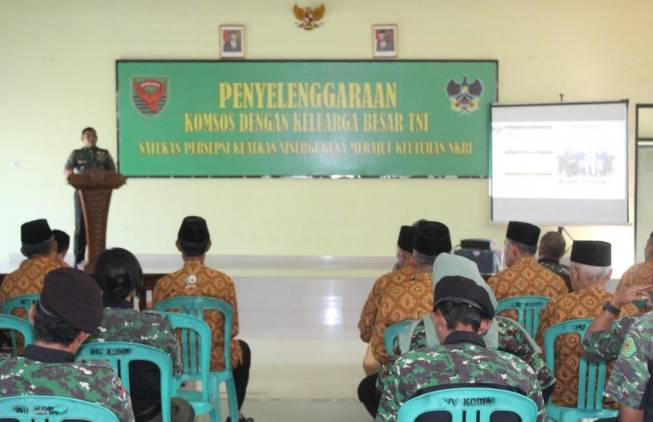 CuplikCom-Jalin-Silaturahmi,-Kodim-0421Ls-Gelar-Komsos-Bersama-Keluarga-Besar-TNI-30052023114907-IMG-20230530-WA0022.jpg