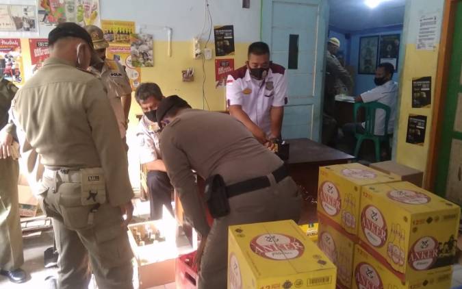 CuplikCom-Jelang-Ramadhan,-Satpol-PP-Indramayu-Gencar-Razia-Mihol-08042021091629-IMG_20210408_090530.jpg