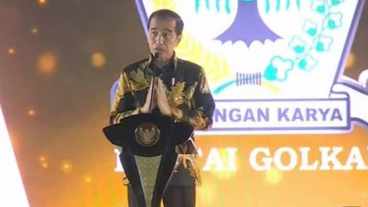 CuplikCom-Jokowi-Dan-Prabowo-Bakal-Hadir-Di-Munas-Golkar-Hari-Ini-21082024120735-images_(5).jpeg