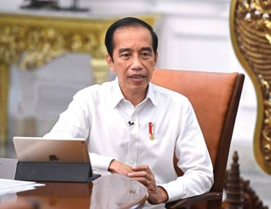 CuplikCom-Jokowi-Setujui-Pembentukan-Holding-Ultra-Mikro-BUMN-06072021162106-37_jokowi_cabut_aturan-560x432.jpg