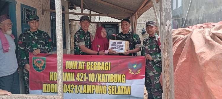 CuplikCom-Jumat-Penuh-Berkah,-Prajurit-Kodim-0421LS-Bagikan-Sembako-Kepada-Warga-Kurang-Mampu-03112023180001-IMG-20231103-WA0003.jpg