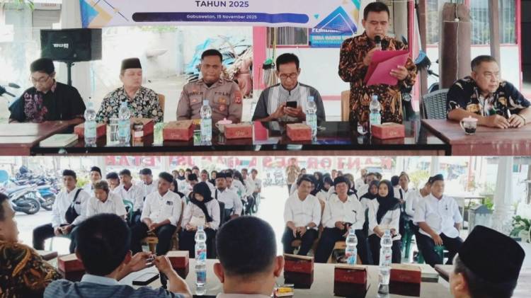 CuplikCom-KPPS-Gabuswetan-Resmi-Dilantik-dan-Ikuti-Bimtek-15112025210315-Pelantikan_dan_Bimtek_KPPS_Gabuswetan.jpg