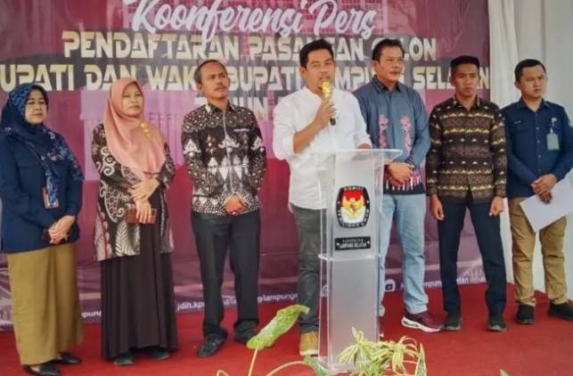 CuplikCom-KPU-Lampung-Selatan-Mulai-Buka-Pendaftaran,-Berikut-Jadwal-Pendaftaran-Cakada-28082024091335-19d242950e365efa68a1538ae6c8e9a41a4e8f9bb4ab3c763d6820c9ab7a8728.0.jpg
