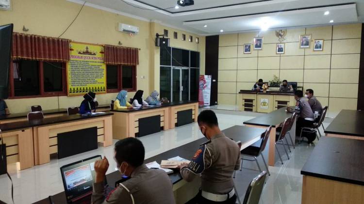 CuplikCom-Ketua-Komisariat-Pergerakan-Mahasiswa-Islam-Indonesia-(PMII)-Audiensi-Bersama-Polres-Tanggamus-24082021204824-IMG-20210824-WA0081.jpg