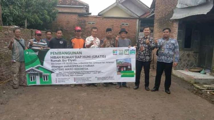 CuplikCom-Kopsyah-BMI-Berikan-Hibah-Rumah-Siap-Huni-di-Desa-Juntikedokan,-Ini-Kata-Camat-Juntinyuat-20012023171306-IMG-20230120-WA0021.jpg