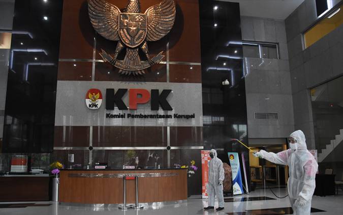CuplikCom-Lagi!-Dua-Pejabat-Ditjen-Pajak-Ditetapkan-Tersangka-Kasus-Suap-11112021160658-200924035644KPKANTARA.jpg