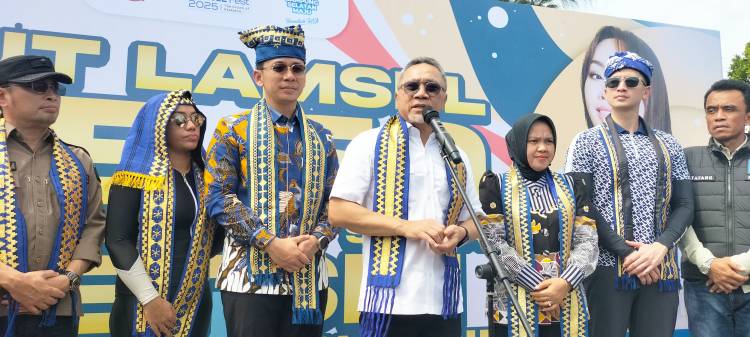 CuplikCom-Lamsel-Fest-2025-Dibuka-dengan-Aksi-Jetski,-Zulhas-Ungkap-Program-Besar-untuk-Lampung-Selatan-14112025165338-IMG20251114092958.jpg