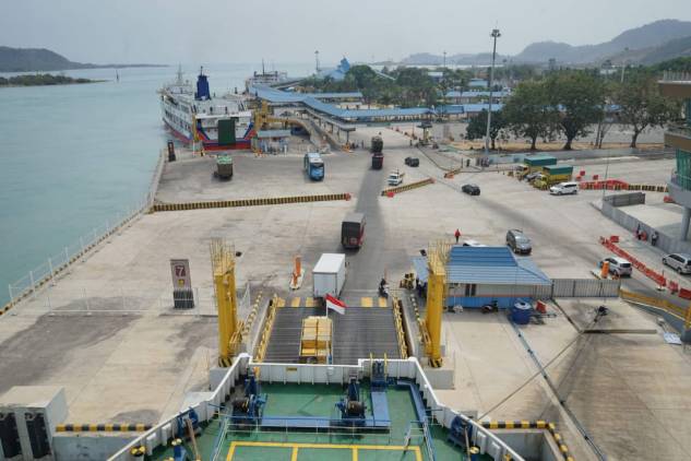 Layanan Ferry Ekspres Topang Mobilisasi Arus Barang Pertanian dan Perikanan Jawa-Sumatera CuplikCom-Layanan-Ferry-Ekspres-Topang-Mobilisasi-Arus-Barang-Pertanian-dan-Perikanan-Jawa-Sumatera-27022021173036-IMG-20210227-WA0021.jpg