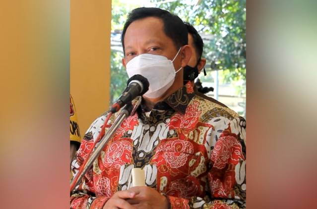 Mendagri Minta Pemda Indramayu Naikkan Anggaran Belanja Daerah CuplikCom-Mendagri-Minta-Pemda-Indramayu-Naikkan-Anggaran-Belanja-Daerah-29072021194948-IMG_20210729_194303.jpg
