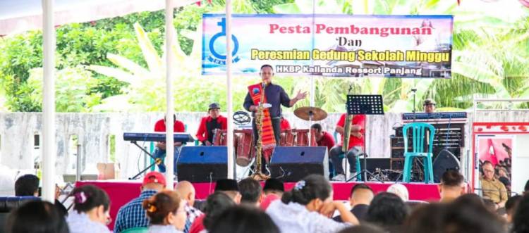 Nanang Ermanto Janji Bantu Pembangunan Gereja HKBP Kalianda Rp200 Juta CuplikCom-Nanang-Ermanto-Janji-Bantu-Pembangunan-Gereja-HKBP-Kalianda-Rp200-Juta-28052023185915-20230528_155150-1024x452.jpg