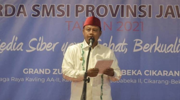 CuplikCom-Pakai-Peci-Merah,-Wagub-Uu-Imbau-Pemda-Gandeng-Media-Siber-Untuk-Bangun-Jabar-24032021222111-IMG_20210324_221307.jpg