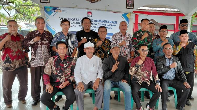 CuplikCom-Panpilwu-Gabuswetan-Rampungkan-Verifikasi-Berkas-Administrasi-5-Bakal-Calon-Kuwu-13112025151229-Panpilwu_Gabuswetan.jpg