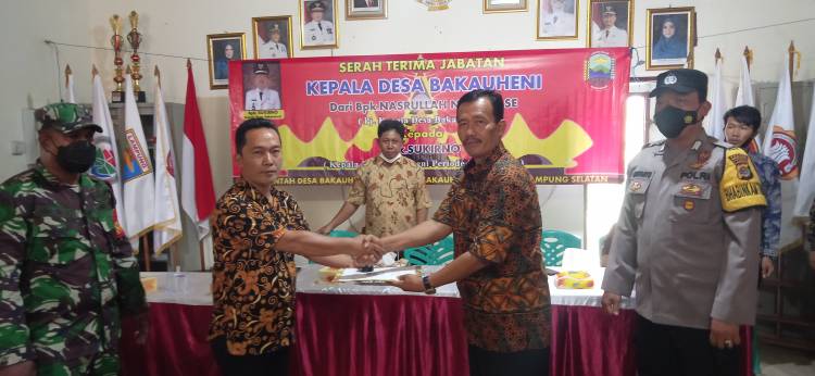 CuplikCom-Pemdes-Bakauheni-Gelar-Sertijab-Kepala-Desa-Periode-2021-2027-11112021144531-IMG20211111134023.jpg