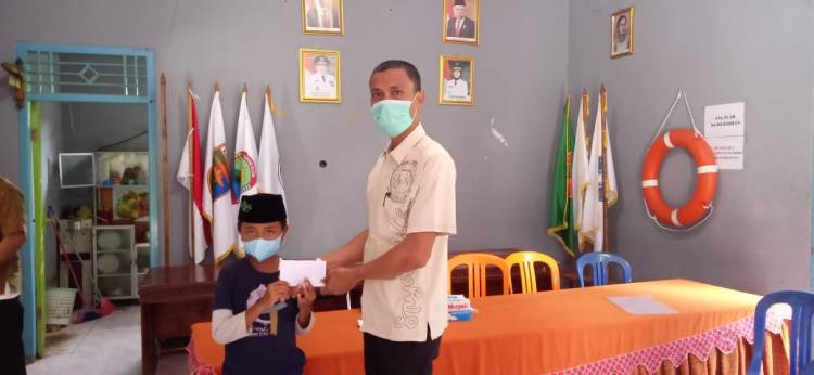 CuplikCom-Pemdes-Sumur-Lamsel-Salurkan-Santunan-Kepada-46-Anak-Yatim-06052021162016-IMG-20210506-WA0027.jpg