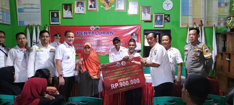 CuplikCom-Pemerintah-Desa-Pemdes-Bakauheni-Salurkan-BLT-DD-Tahap-Pertama-TH-2024-Kepada-64-KPM-04042024180727-IMG20240404135706.jpg