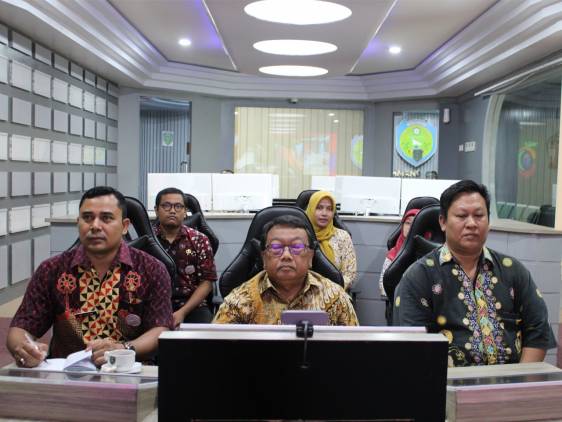 CuplikCom-Pemerintah-Kabupaten-Indramayu-Ikuti-Simposium-Tingkat-Tinggi-05102022102434-IMG-20221005-WA0003.jpg