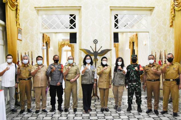 CuplikCom-Pemkab-Indramayu-Terima-Kunjungan-Tim-Pakar-Satgas-Covid-19-Nasional-11052021105109-IMG-20210511-WA0011.jpg