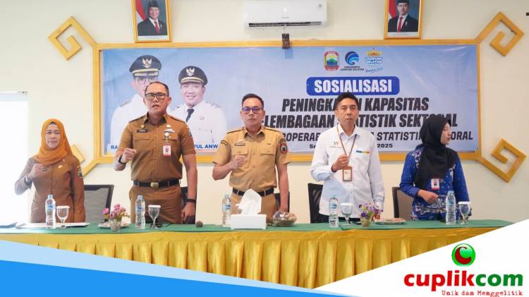 Pemkab Lampung Selatan Gelar Sosialisasi Penguatan Statistik Sektoral dan Interoperabilitas Data CuplikCom-Pemkab-Lampung-Selatan-Gelar-Sosialisasi-Penguatan-Statistik-Sektoral-dan-Interoperabilitas-Data-18112025152000-AddText_11-18-03.17.33.jpg