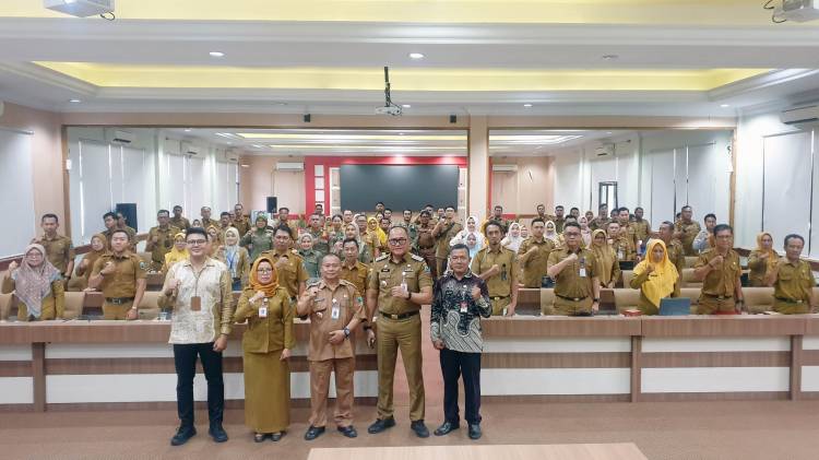 CuplikCom-Pemkab-Lamsel-Sosialisasikan-SP4N-LAPOR-untuk-Tingkatkan-Transparansi-dan-Akuntabilitas-Pelayanan-Publik-21102025203810-IMG-20251021-WA0049.jpg