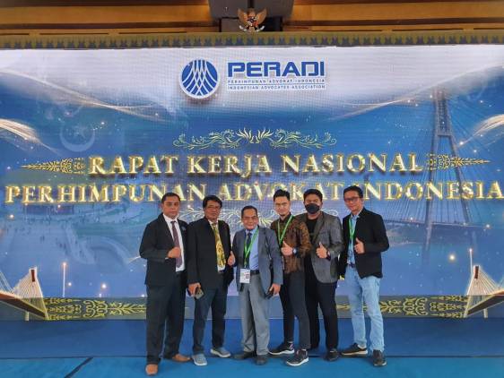 CuplikCom-Pengurus-Peradi-Indramayu-Hadiri-Rapat-Kerja-Nasional-di-Batam-14122022185717-IMG-20221214-WA0000.jpg